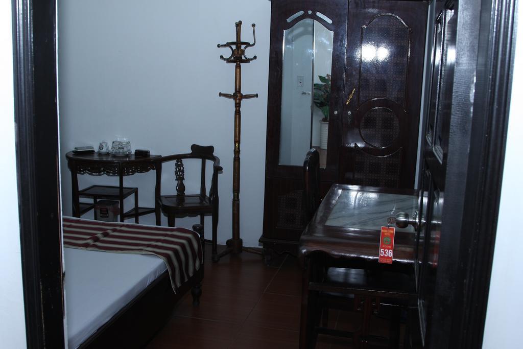 Hoang Cuong Hotel Hanói Exterior foto