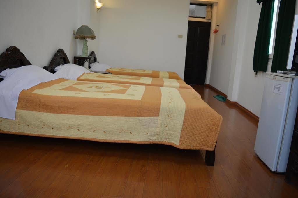 Hoang Cuong Hotel Hanói Exterior foto